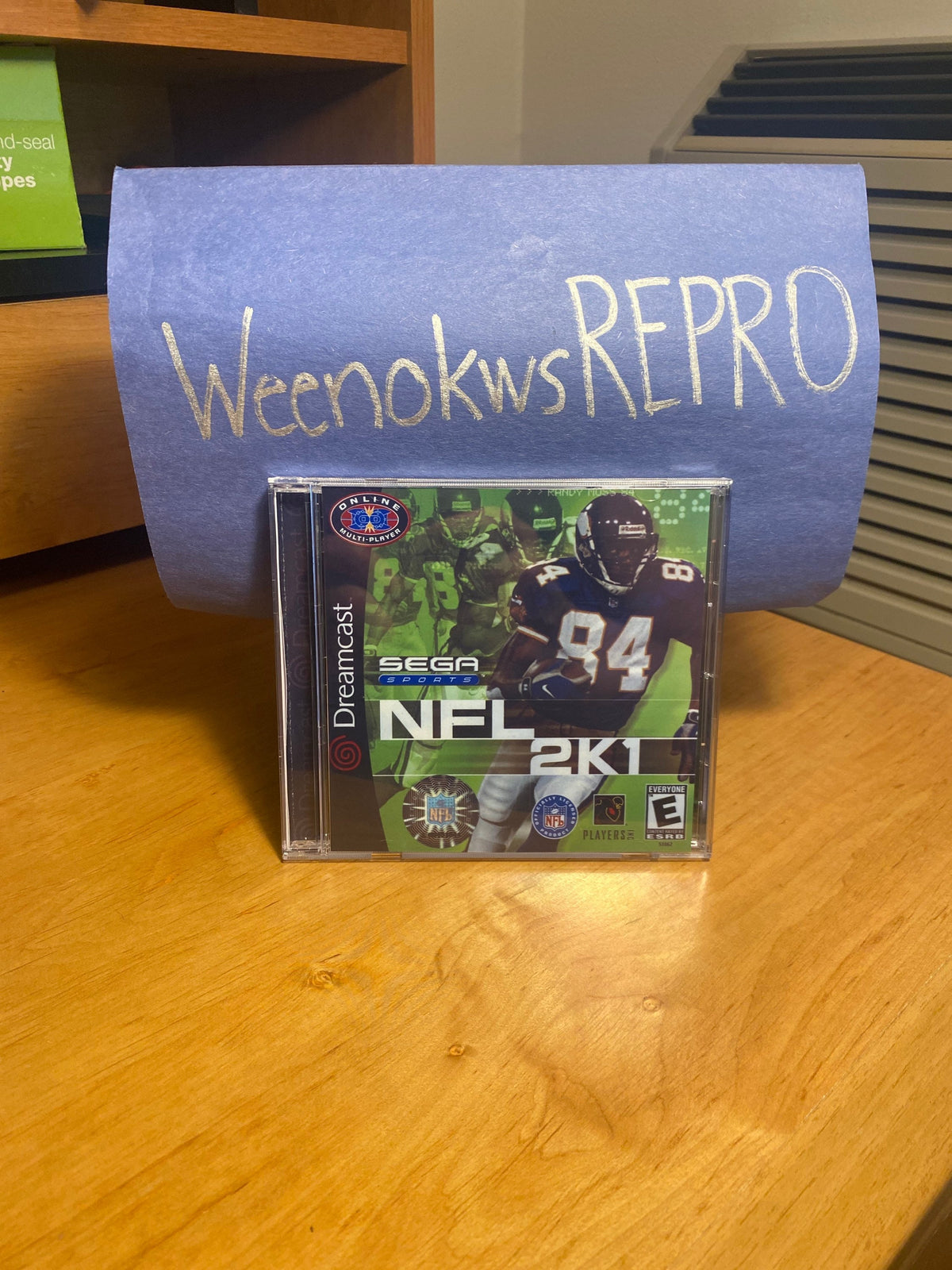 NFL 2K1 REPRODUCTION CASE No Disc Dreamcast