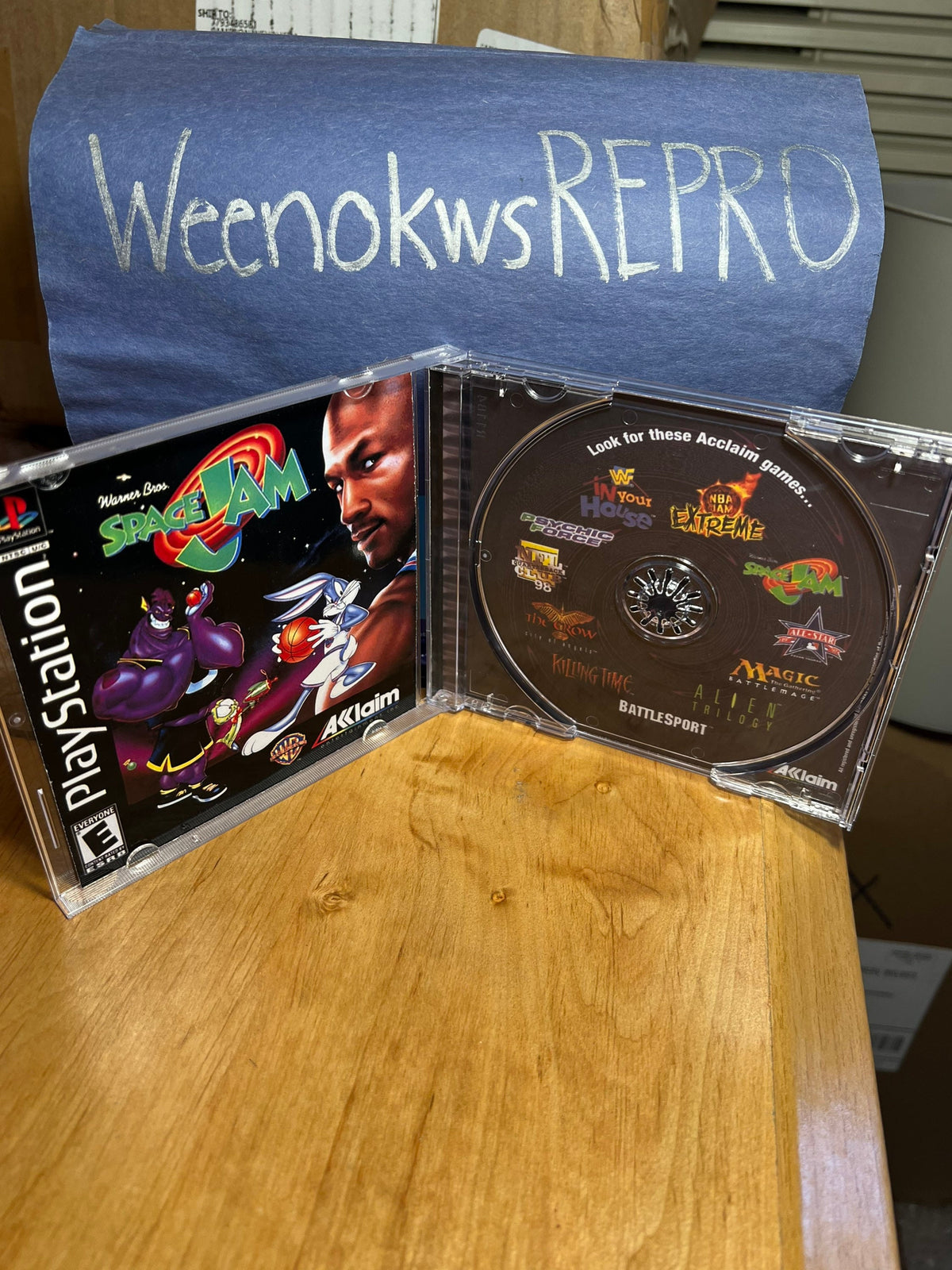 Space Jam REPLACMENT CASE No Game! Ps1