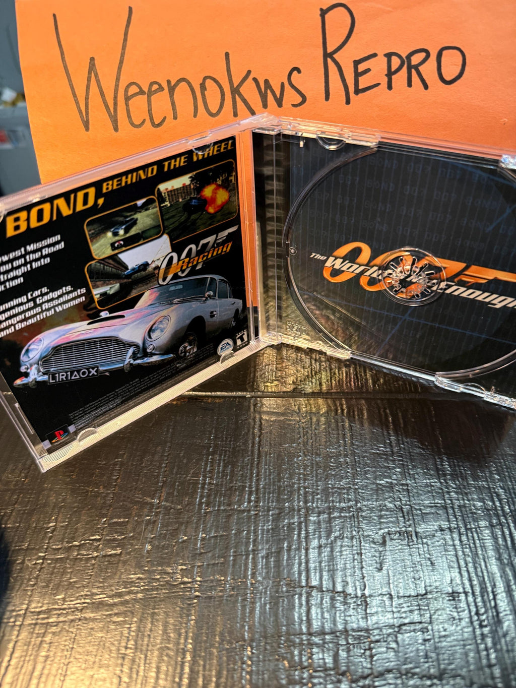 007 The World Is Not Enough REPLACMENT CASE No Disc ps1