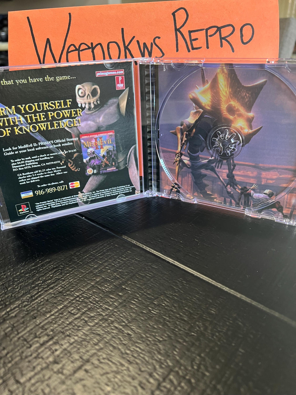 MediEvil 2 II REPLACMENT CASE No Game! Ps1